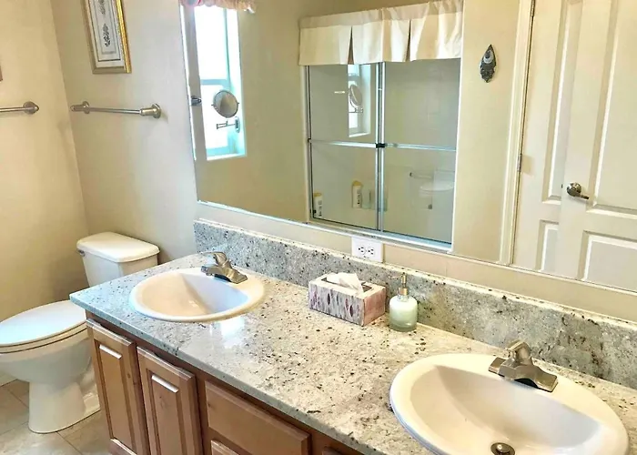 Pet-friendly Desert House With Vermillion Cliffs Views & Boat Parking Near Antelope Canyon, Arizona *